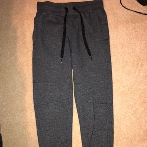 Men’s sweatpants/joggers